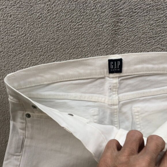 Gap Women's 9" Bermuda Shorts Size 25 Classic White Cuffed Casual Summer - Picture 10 of 12